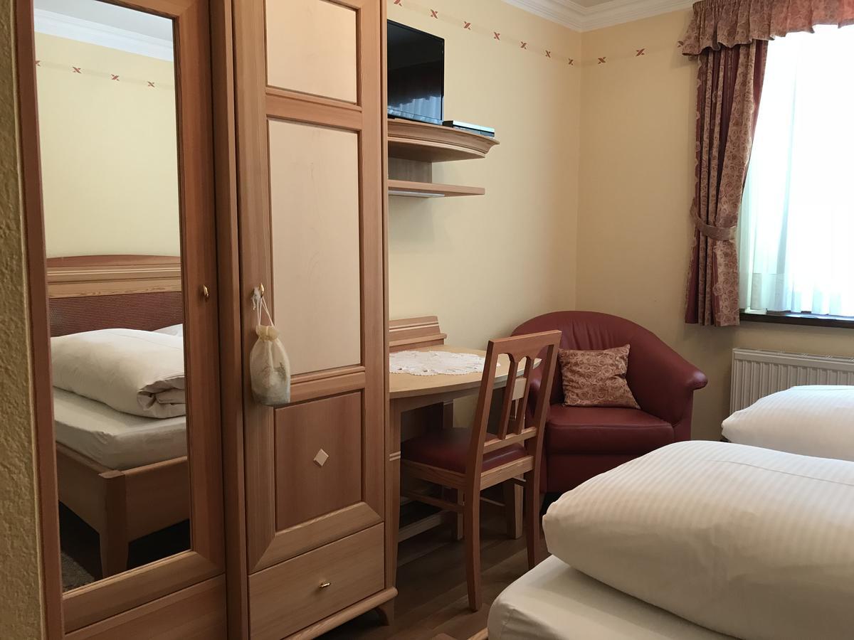 Gasthof-Pension Zur Klause Ratten Dış mekan fotoğraf